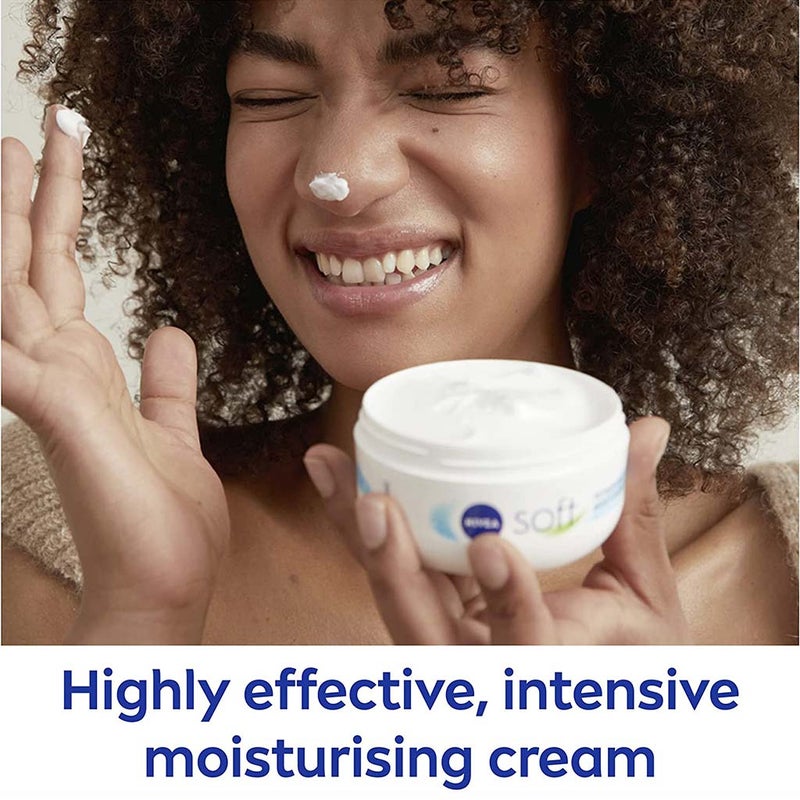 Nivea Soft Moisturizing Cream 200 mL