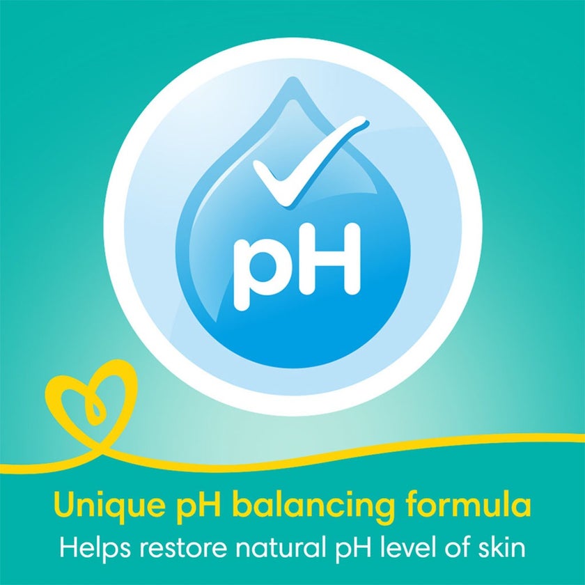 Pampers Complete Clean Baby Wet Wipes With Aloe Vera, Pack of 64's