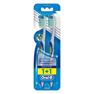 Oral-B Pro-Expert Extra Clean Manual Toothbrush, Assorted Pack of 1+1