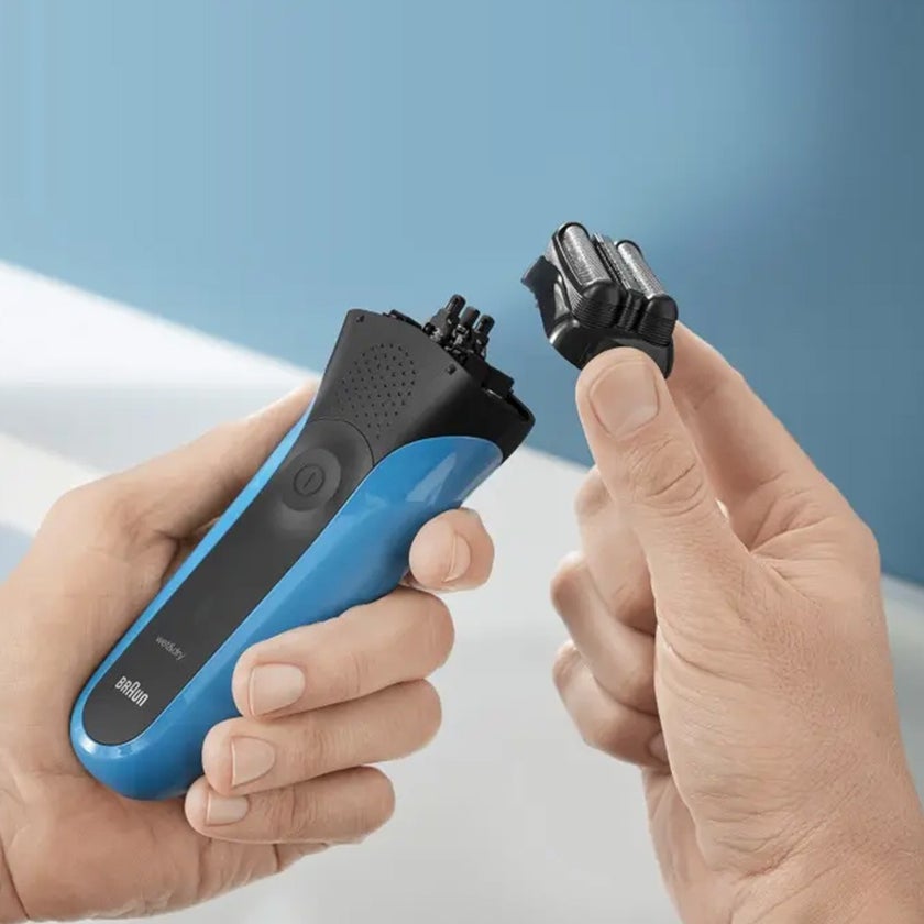 Braun Series 3 Pro Skin Wet and Dry 310s Shaver