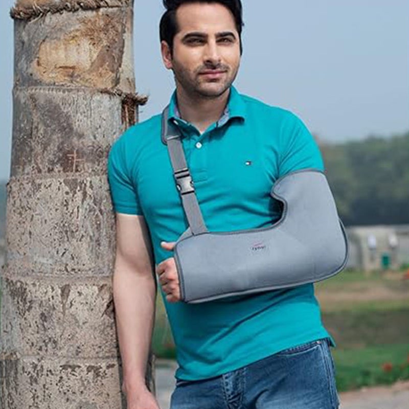 Tynor Pouch Arm Sling For Right/Left Arm, Medium Size - Grey, Pack of 1’s