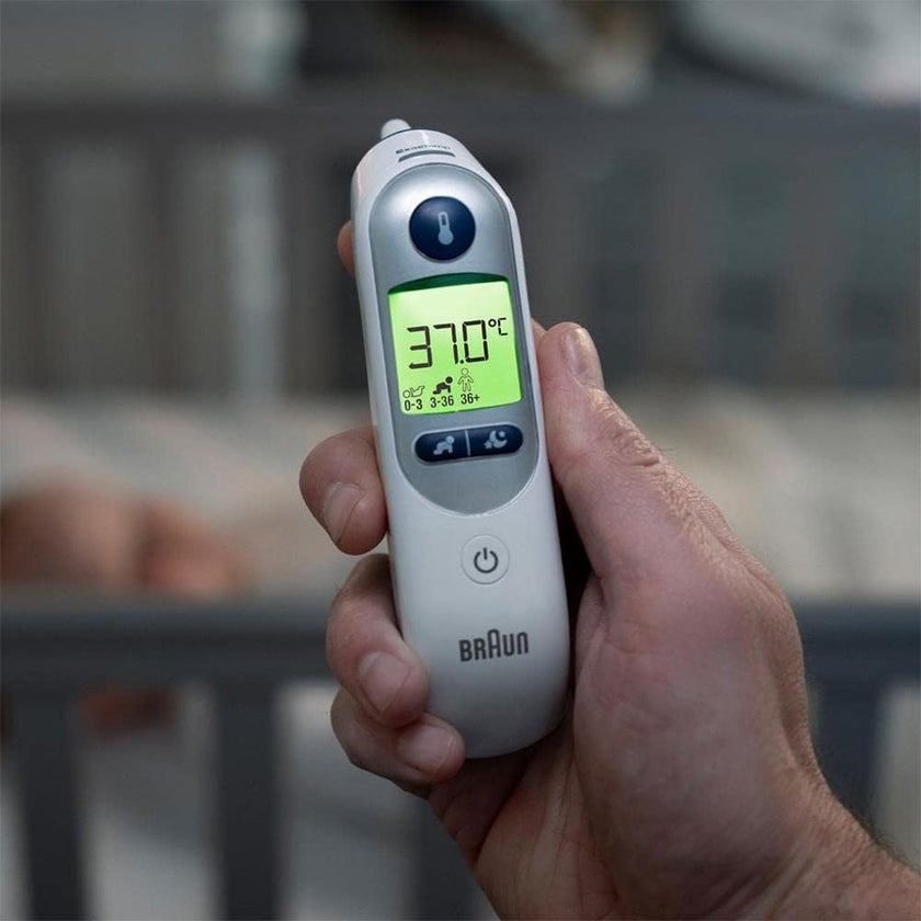 Braun Thermoscan 7+ Ear Thermometer with Age Precision and Night Mode IRT6525