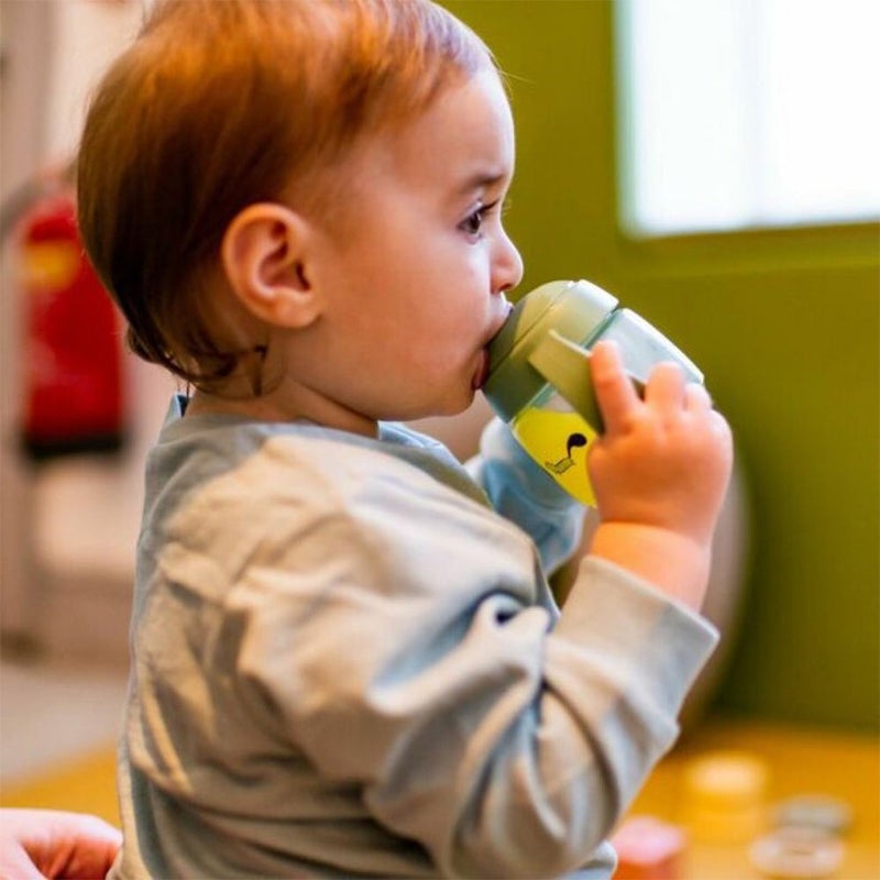 Tommee Tippee Superstar Sippee Weaning Cup For 4 Months+ Babies, 190 ml