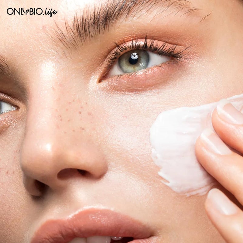 OnlyBio Botanic Clinic Acne Treatment Moisturizing And Mattifying Day Cream For Blemish Prone Skin 50ml