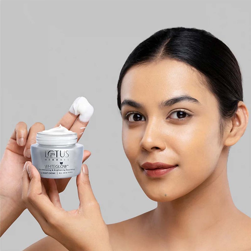 Lotus Herbals Whiteglow SPF 25 PA+++ Skin Whitening & Brightening Day Gel Cream 60g + Lotus Herbals Whiteglow Skin Whitening & Brightening Nourishing Night Cream 60g PROMO PACK