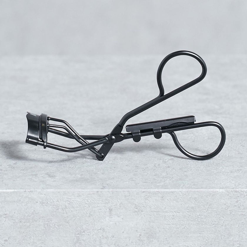 Eylure Intense Curl Eyelash Curler To Shapes Lashes