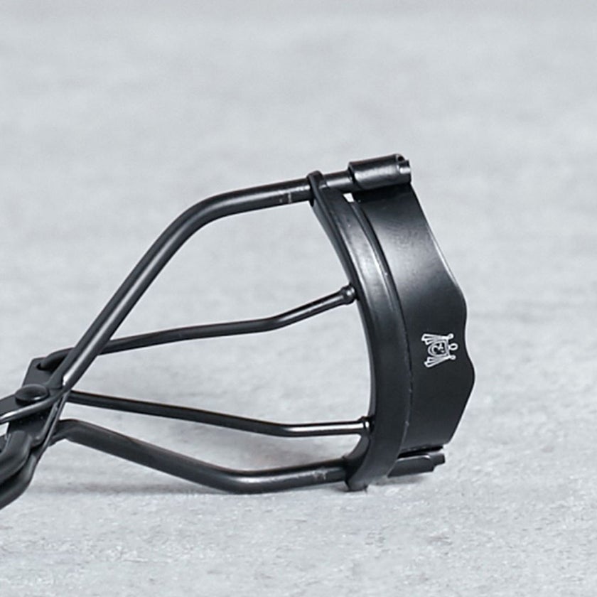 Eylure Intense Curl Eyelash Curler To Shapes Lashes