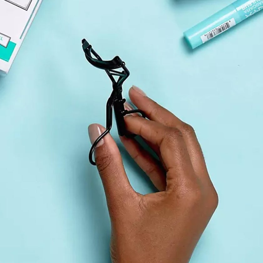 Eylure Intense Curl Eyelash Curler To Shapes Lashes
