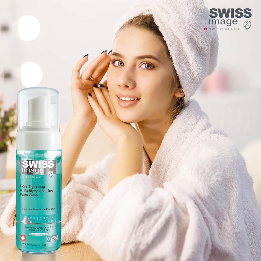 Swiss Image Essential Care Pore Tightening & Mattifying Foaming Face Wash For Combination To Oily Skin Types 150ml