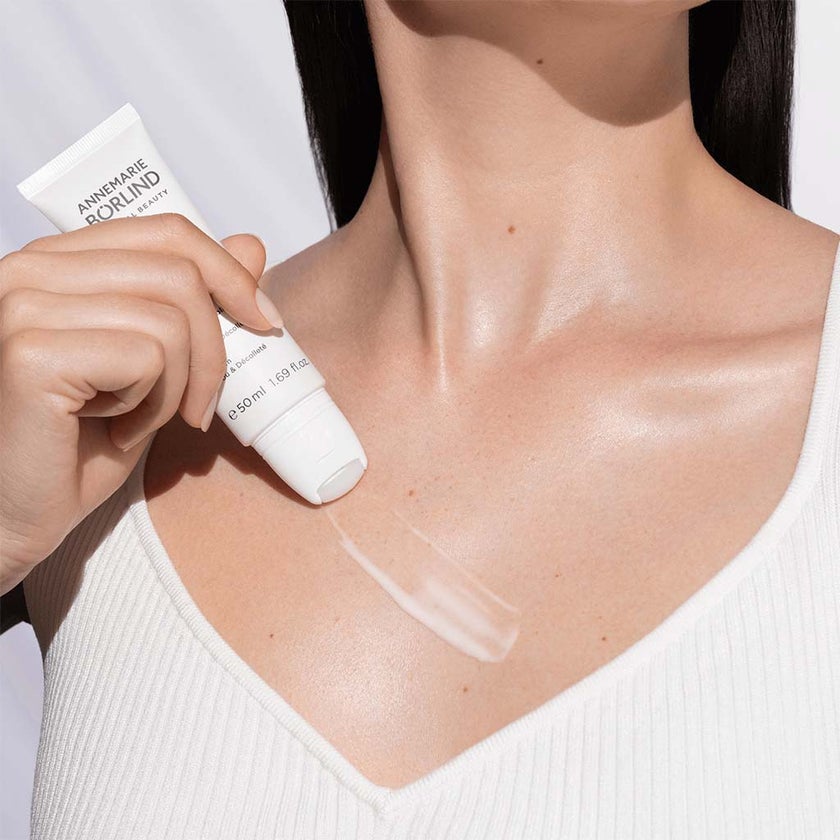 Annemarie Borlind Natucollagen Boost Age Defying Neck & Decollete Serum 50ml