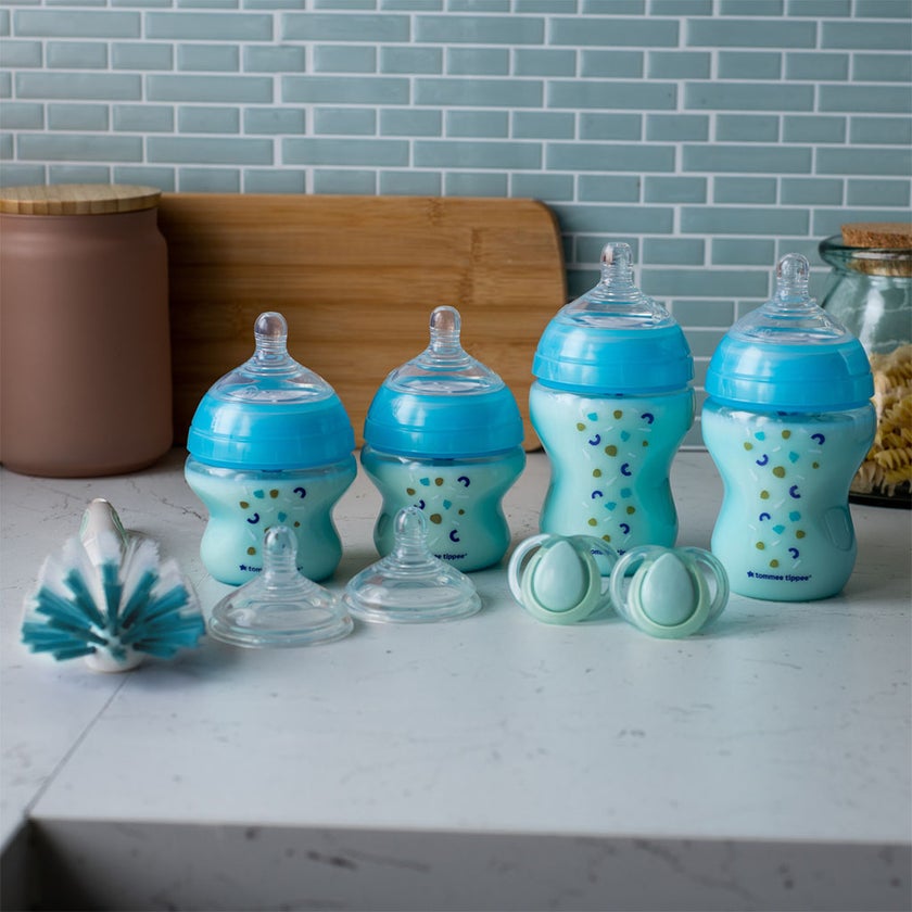 Tommee Tippee Closer To Nature Advanced Anti-Colic Valve Newborn Feeding Bottle Starter Kit For 0+ Months - Assorted