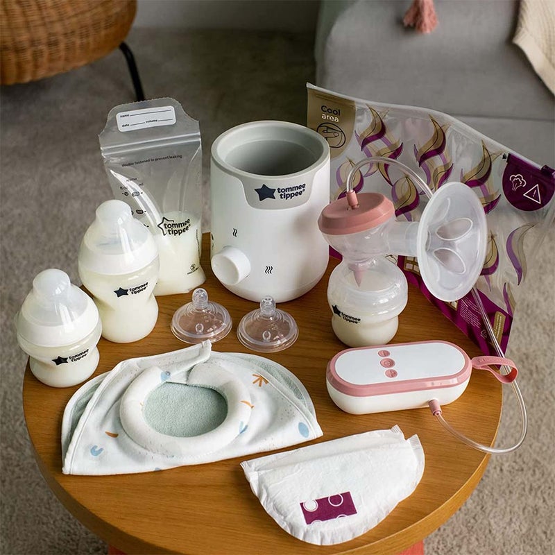 Tommee Tippee Closer To Nature Complete Breastfeeding & Baby Bottle Feeding Kit -White