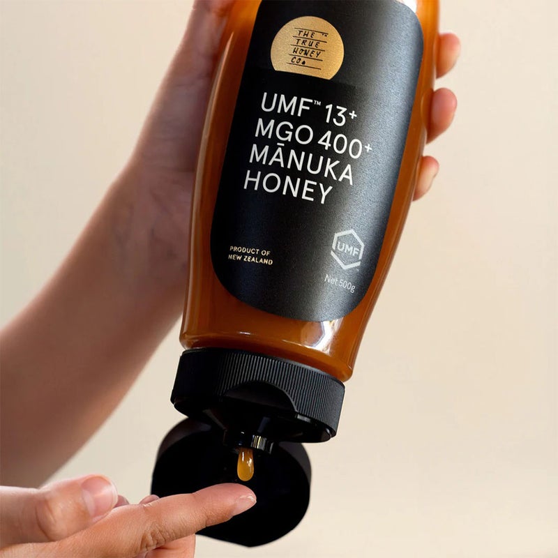 The True Honey Co Manuka Honey 400+ MGO & 13+ UMF Easy Squeeze Bottle 375g