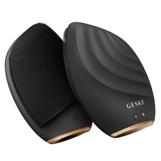 Geske SmartAppGuided 5-in-1 Sonic Facial Cleansing Brush In Gray Color 
