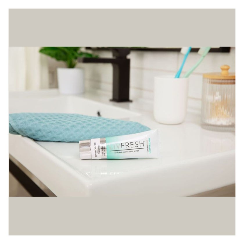 Livfresh Wintergreen Whitening Foaming Toothpaste 50g