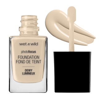 Wet n Wild Photo Focus Dewy Foundation - Nude Ivory