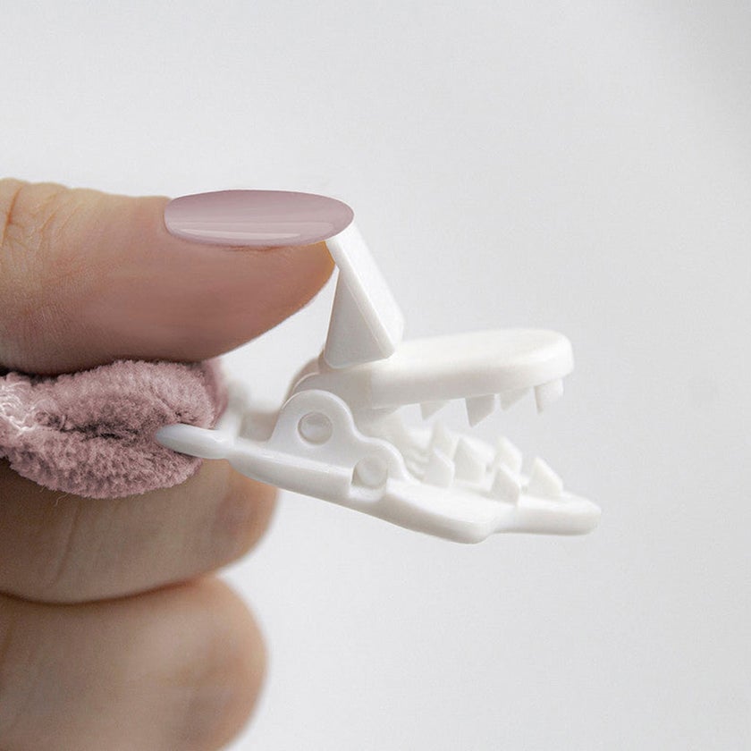 Babyjem Baby Pacifier Holder Heart, Color - Pink