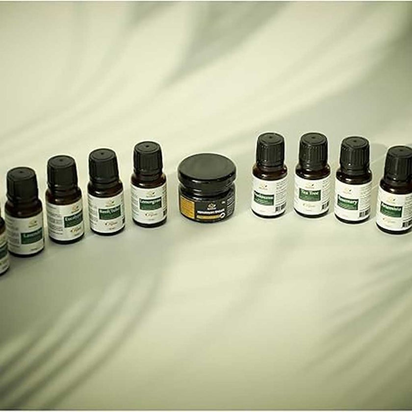 Ayuzen Organic Artemisia Essentil Oil 10ml